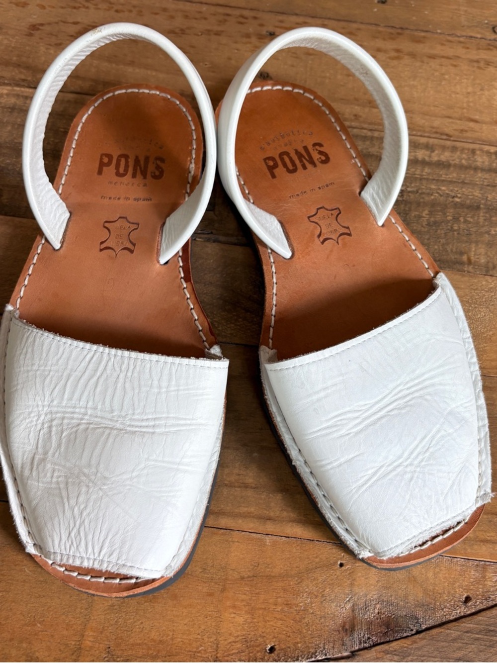White Pons Avarca ankle straps sandals